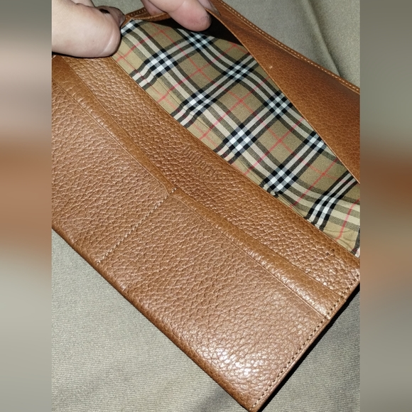 VINTAGE BURBERRYS OF LONDON BI-FOLD LONG SOFT LEATHER WALLET ~ AUTHENTIC ~ NICE! - Picture 13 of 14